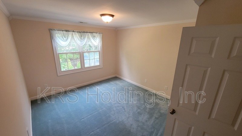 Huge Home in Wake Forest property image