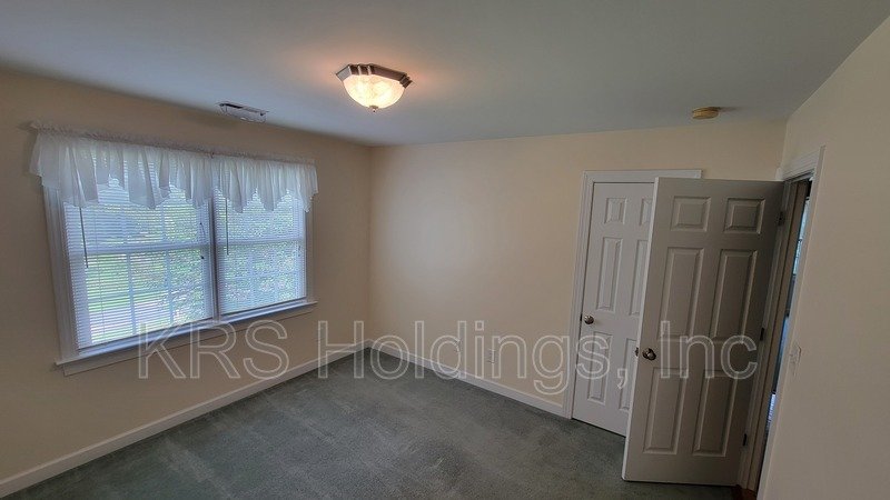 Huge Home in Wake Forest property image