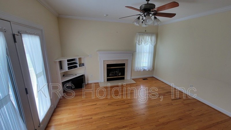 Huge Home in Wake Forest property image