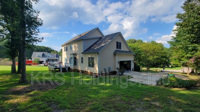 Huge Home in Wake Forest property image