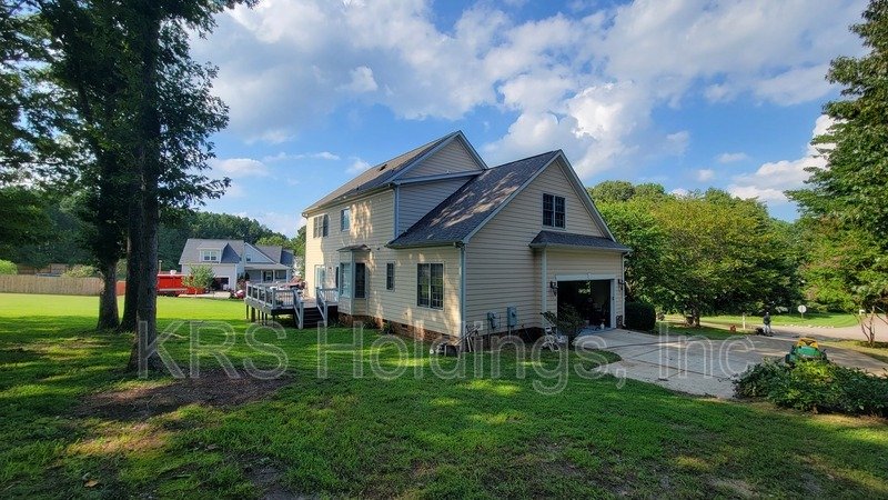 Huge Home in Wake Forest property image