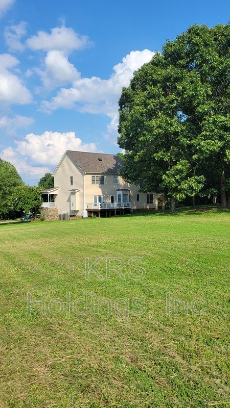 Huge Home in Wake Forest property image