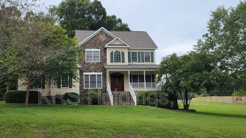 Huge Home in Wake Forest property image