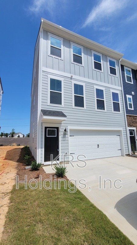 Luxury in Wendell ! property image