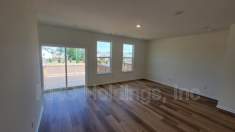 Luxury in Wendell ! property image