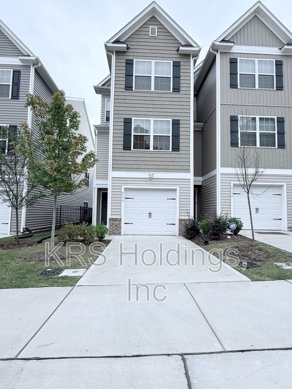 Durham Townhome with FREE RENT! property image