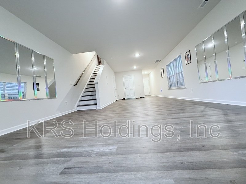 Durham Townhome with FREE RENT! property image