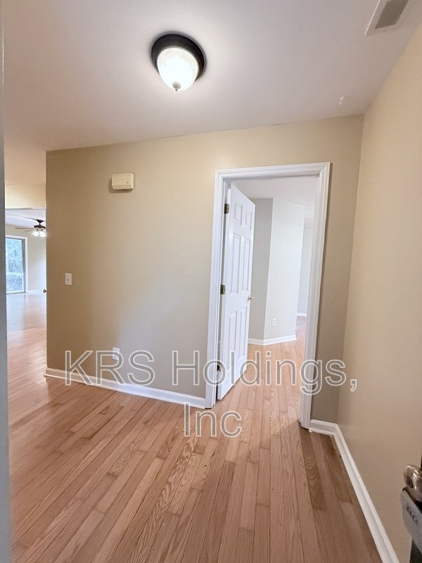 Charming 2 Bedroom Ground Floor Condo in Cary! property image