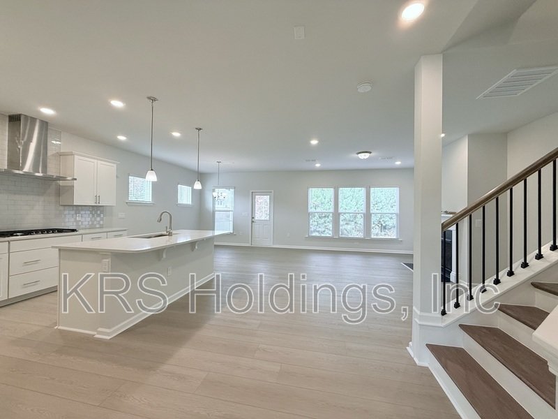 Brand New 5 Bedroom Home in Prestwick – Apex, NC property image