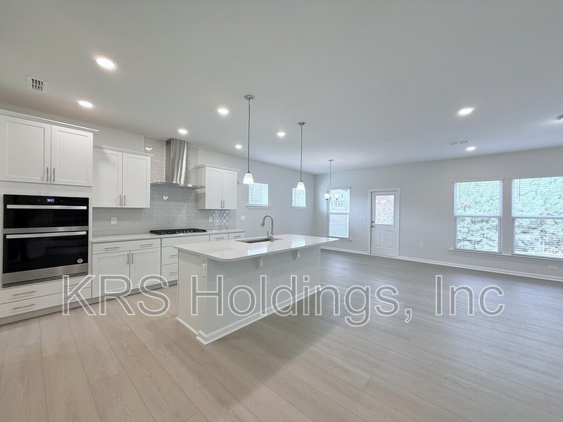 Brand New 5 Bedroom Home in Prestwick – Apex, NC property image