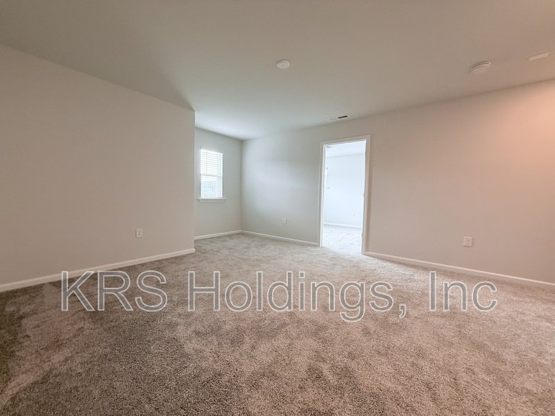 Brand New 5 Bedroom Home in Prestwick – Apex, NC property image