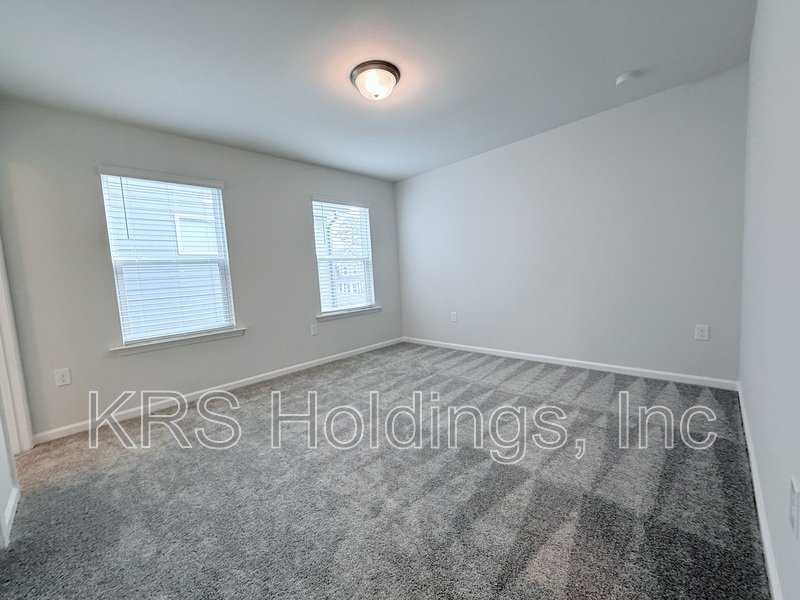 Brand New 5 Bedroom Home in Prestwick – Apex, NC property image