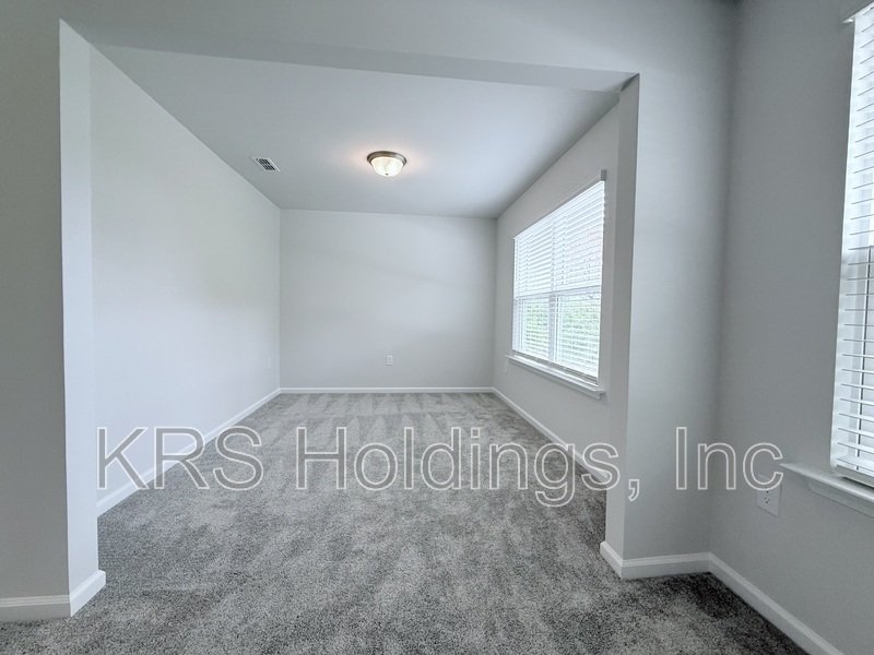 Brand New 5 Bedroom Home in Prestwick – Apex, NC property image