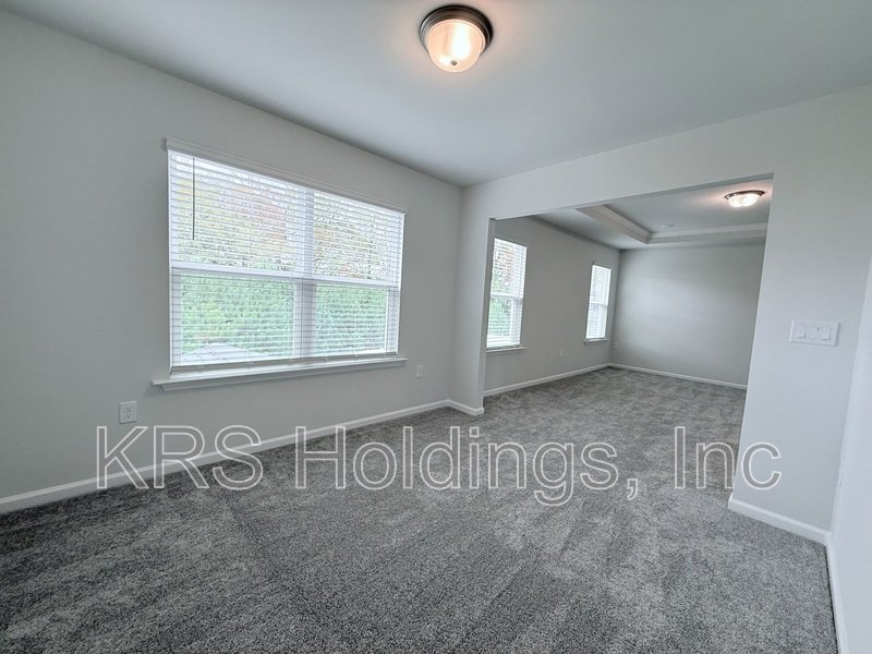 Brand New 5 Bedroom Home in Prestwick – Apex, NC property image