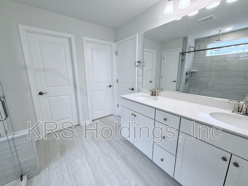 Brand New 5 Bedroom Home in Prestwick – Apex, NC property image