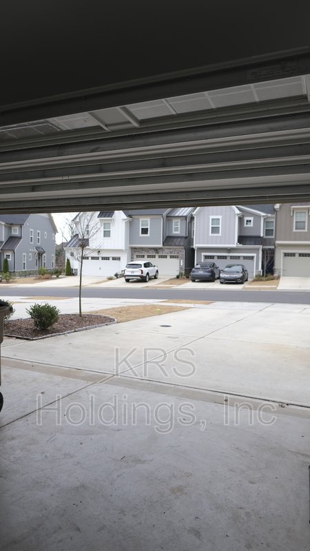 GORGEOUS Townhome in Cary property image