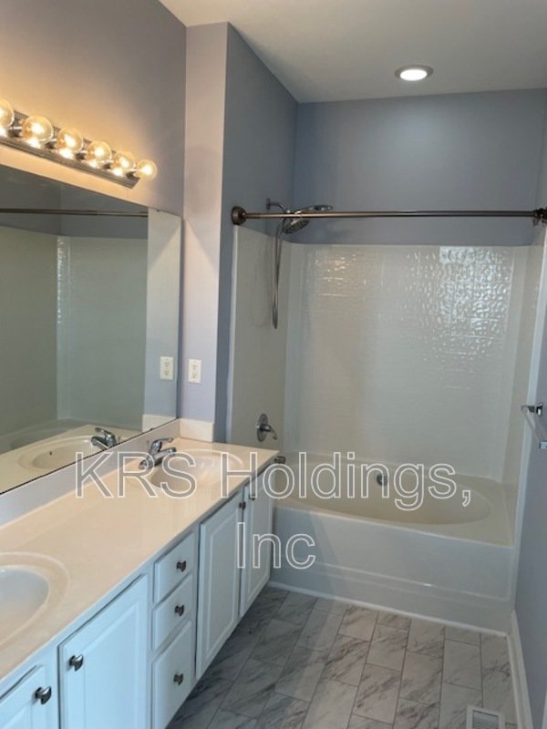 Home on Huge Lot in Zebulon property image