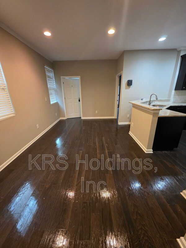 Unique Townhome in RTP! property image