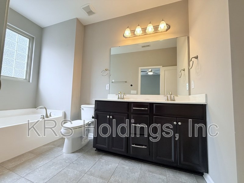 Unique Townhome in RTP! property image