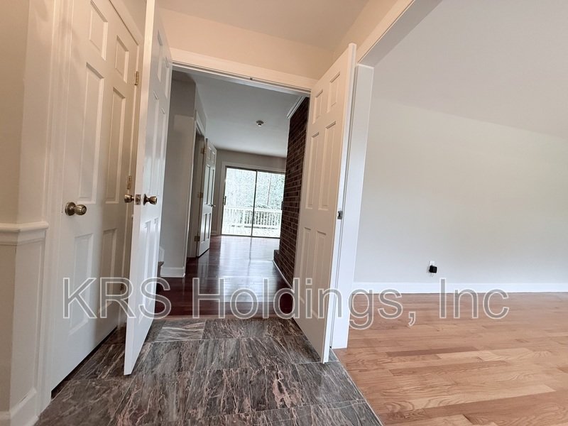 Large Home in East Raleigh with a POOL! property image