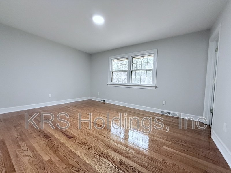 Large Home in East Raleigh with a POOL! property image