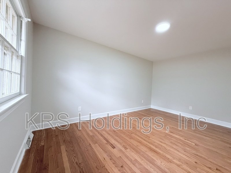 Large Home in East Raleigh with a POOL! property image