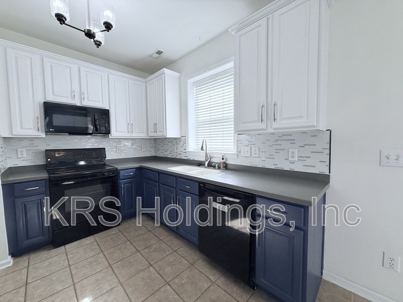 Margots Pond Home in Wake Forest! property image