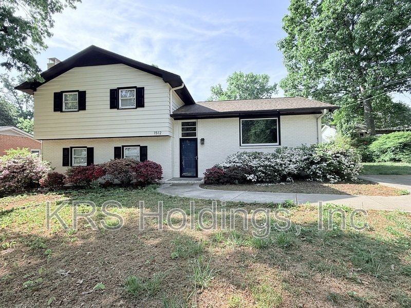 FREE JUNE RENTS in Adorable Home in Greenwood Farms! property image