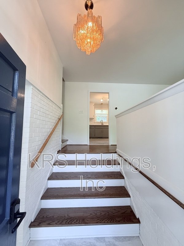 FREE JUNE RENTS in Adorable Home in Greenwood Farms! property image