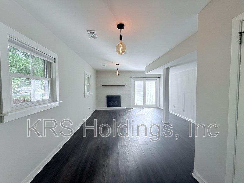 FREE JUNE RENTS in Adorable Home in Greenwood Farms! property image