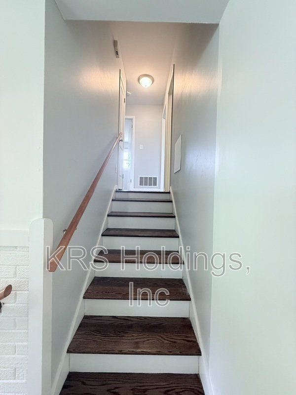 FREE JUNE RENTS in Adorable Home in Greenwood Farms! property image