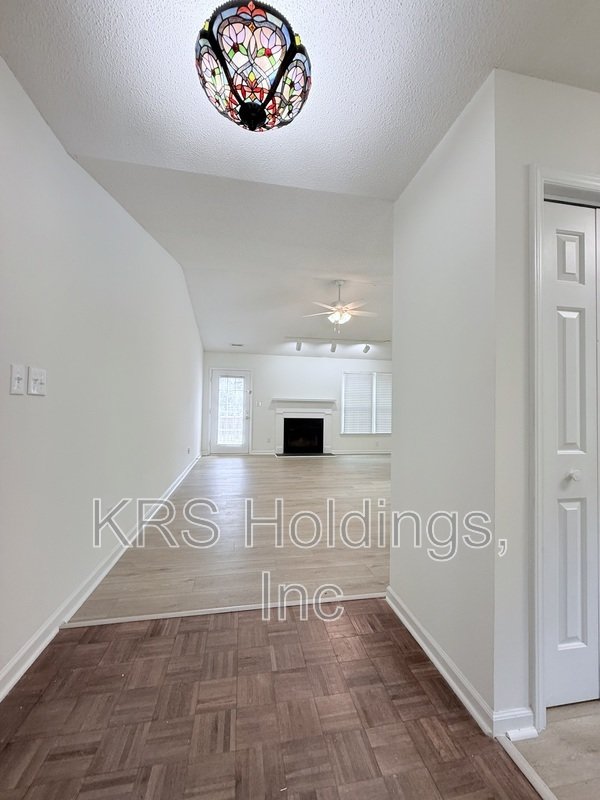 FREE RENT in Perfect North Raleigh Location! property image