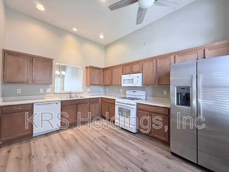 Gorgeous & Cozy Home in Fuquay Varina! property image