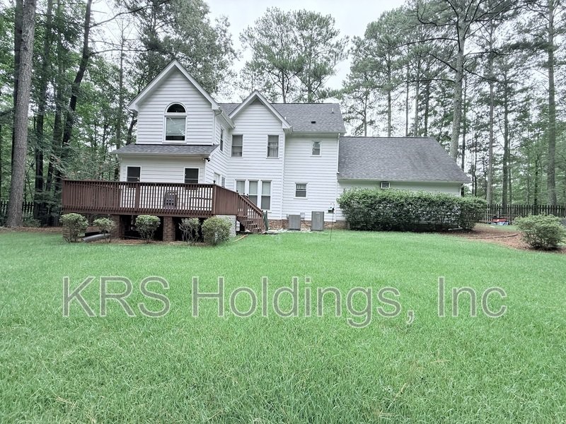 Spacious Fuquay-Varina Home with Huge Fenced Backyard & 2-Car Garage! property image