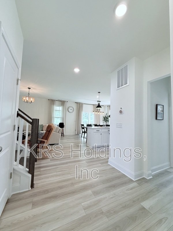 Immaculate Corner-Lot Home in Sydney Creek property image