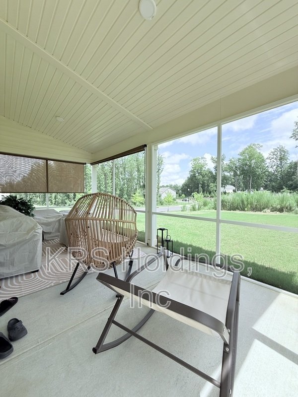 Immaculate Corner-Lot Home in Sydney Creek property image